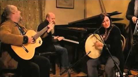 Thumbnail of Óró, sé do bheatha bhaile by Mary Black with lyrics