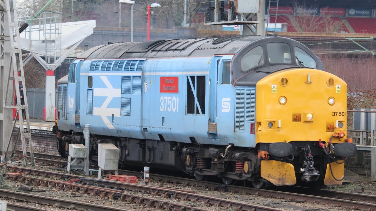 37501 departing Crewe