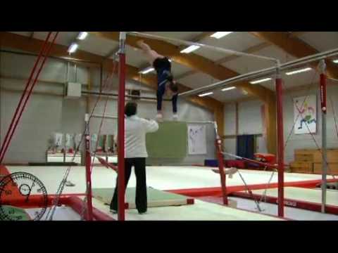 BARRES PARALLÈLES DE GYMNASTIQUE POUR ENFANT