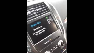 Ford Groves-2015 Lincoln MKC(parallel Parking)