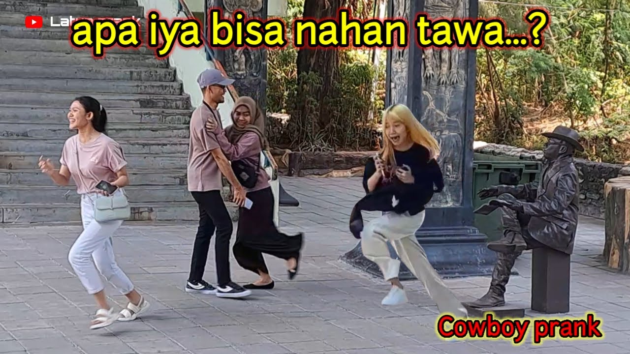 Cowboy prank,guaranteed to laugh||best reactions||prank patung