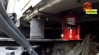 INTERNATIONAL PROSTAR CAB SHOCKS