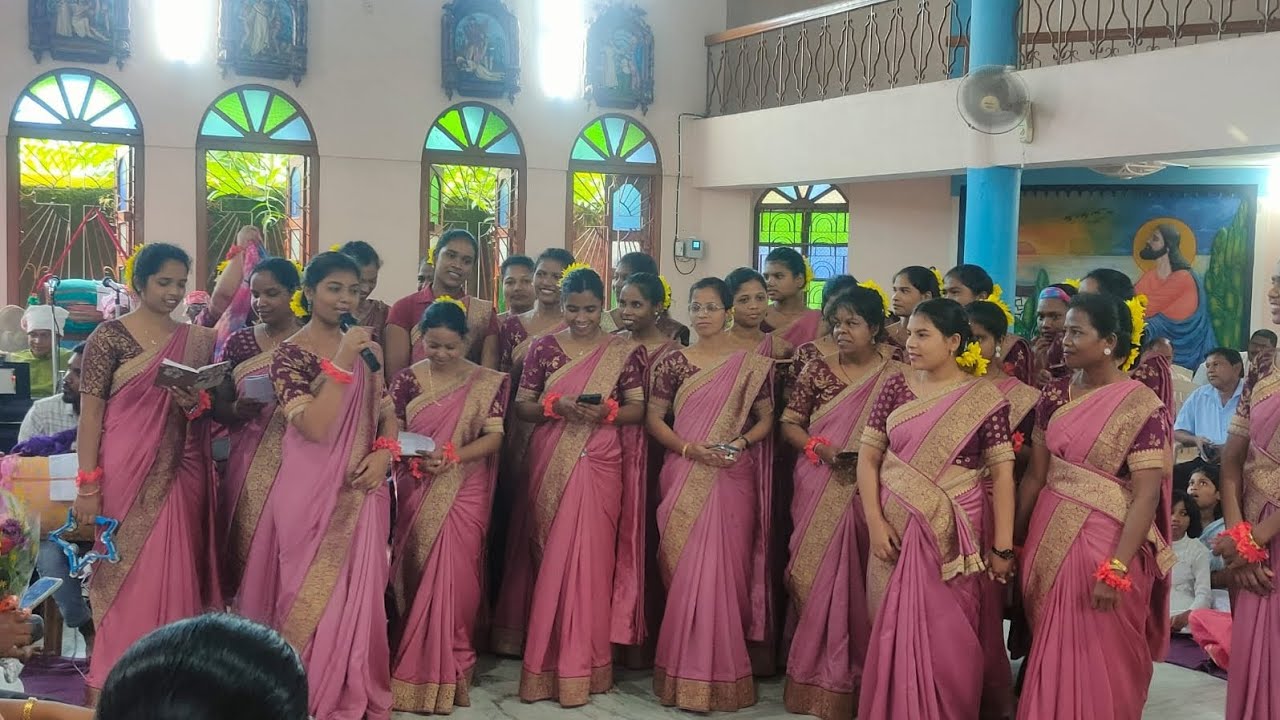 आओ सब करें प्रभु पर विश्वास || Kharsia Parish||Rhythm from Locals 