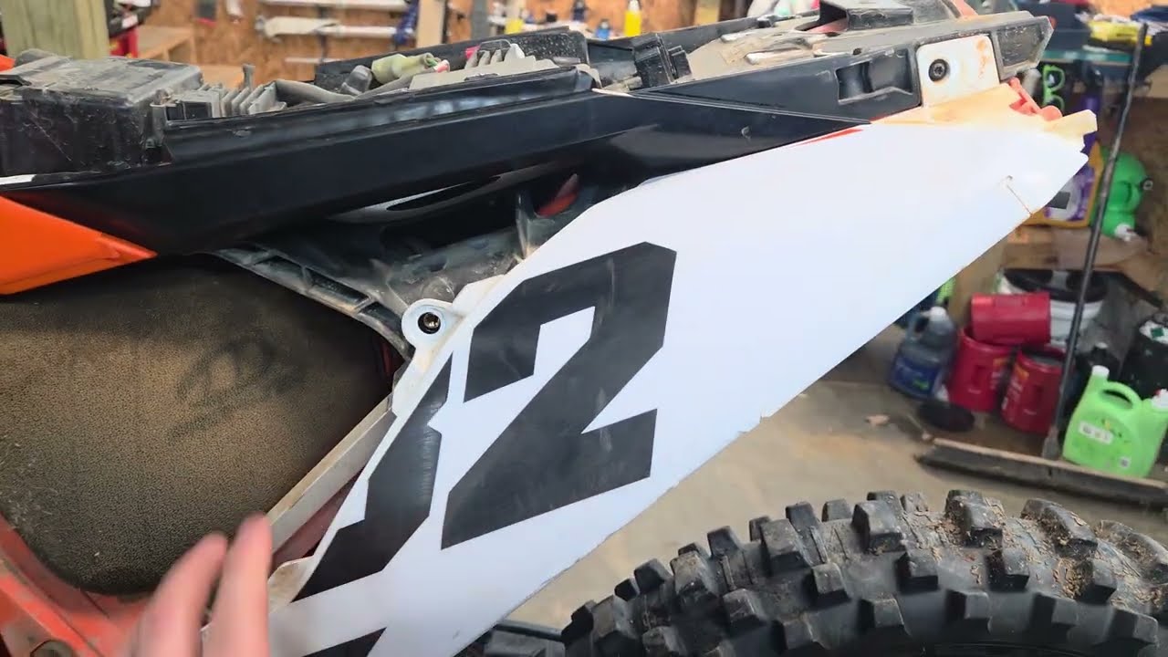 How to remove side plates on 2023-2026 gen KTM's! 🔧