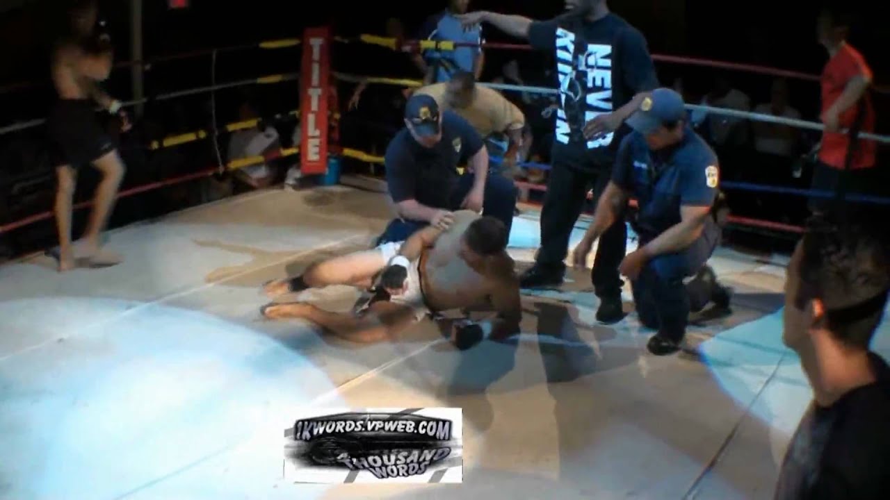 Fat Cat fights 8 6 09 Light Heavy Weight Title