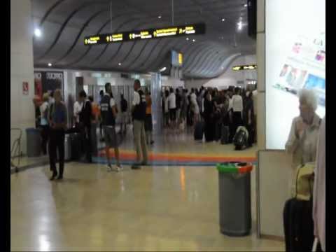 Venice Airport - YouTube