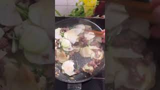 Thịt bò xào su hào Thịt bò xào su hào