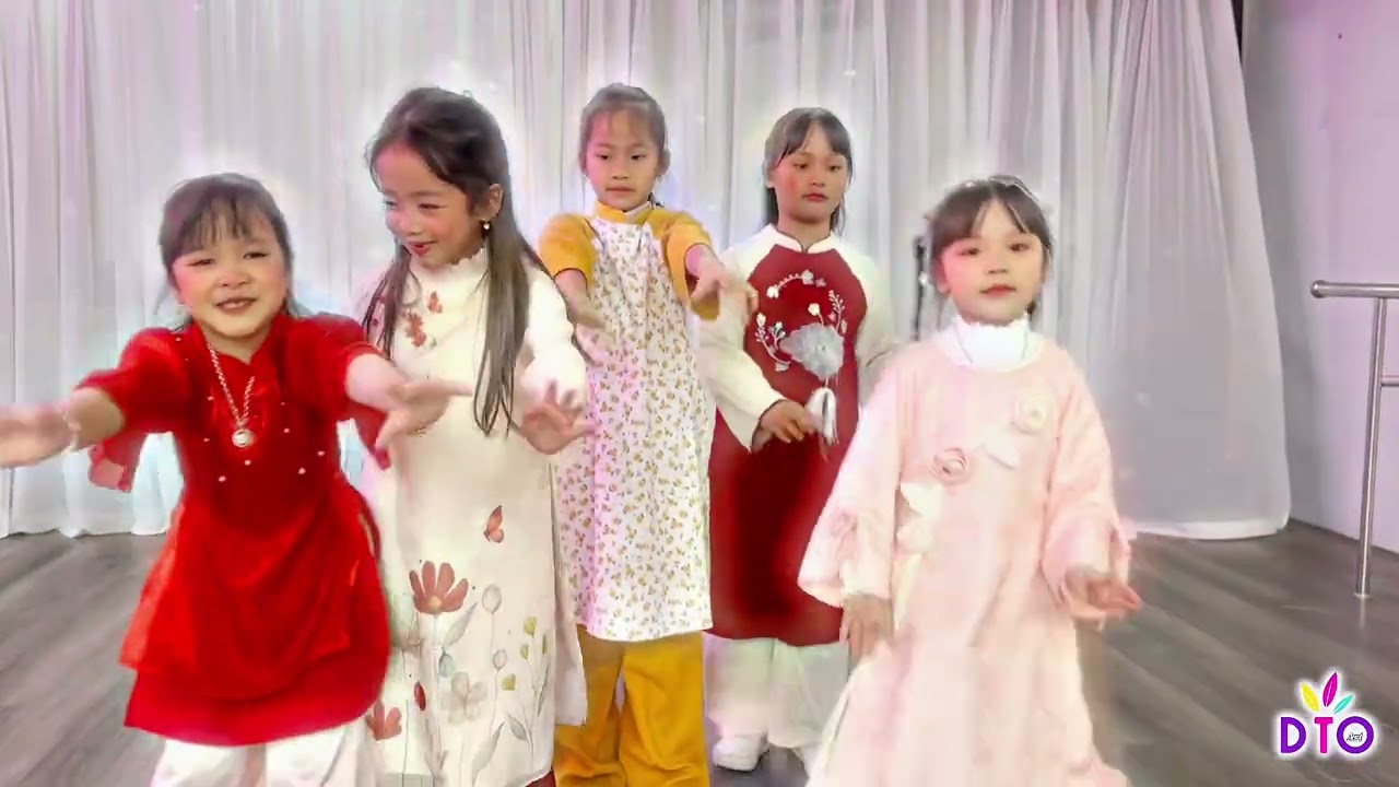 VẠN SỰ NHƯ Ý- TRÚC NHÂN | ART CREW