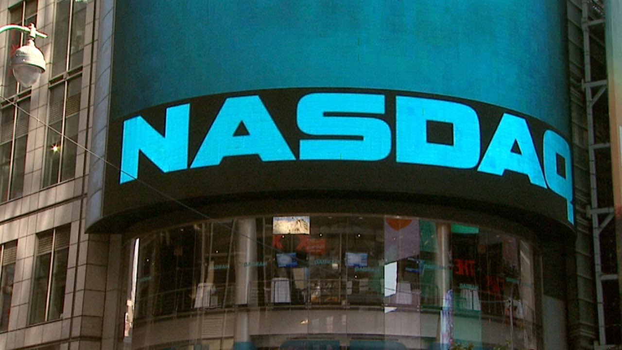 Tech Stocks Lead Retreat from Early Highs, MW & JOSB Buck Trend Tech Stocks Lead Retreat from Early Highs, MW & JOSB Buck Trend