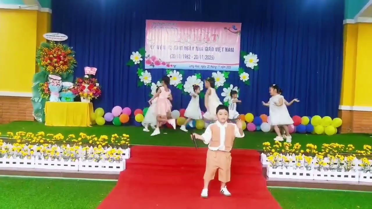 Văn nghệ Liên khúc 