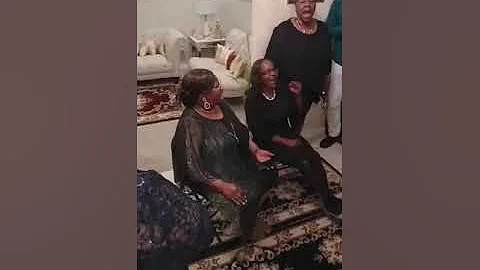 Pastor Faye Allen & Mose Family singing God Said H...
