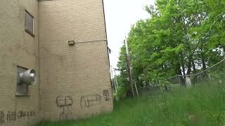 abandoned elementary school Details