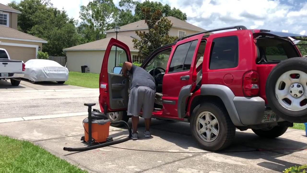 Time for a deep cleaning on this Jeep Liberty 💦 YouTube