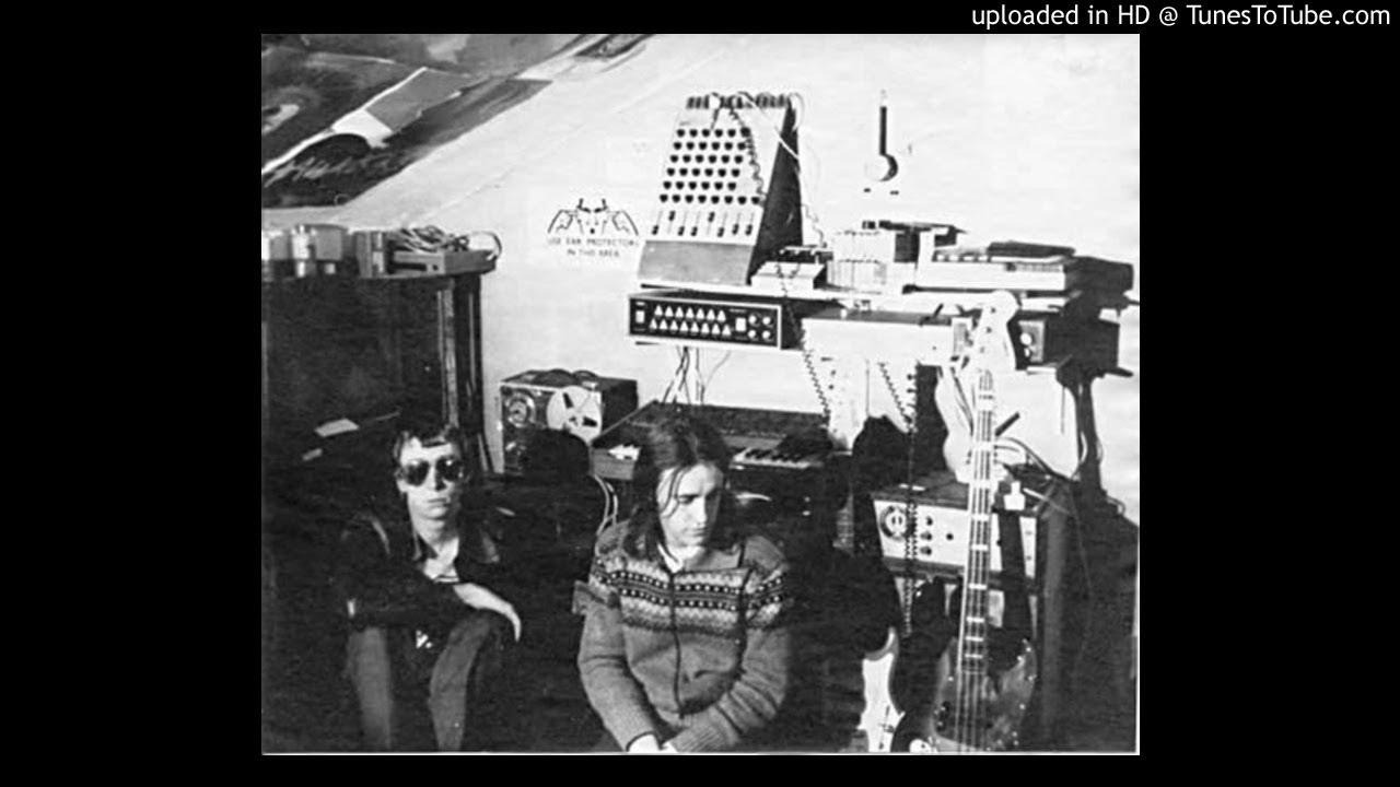 The Instant Automatons "Violence" (1982)