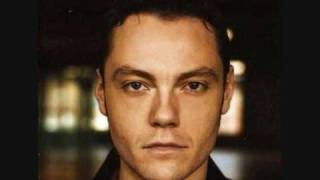 Tiziano Ferro -  A Mi Edad chords