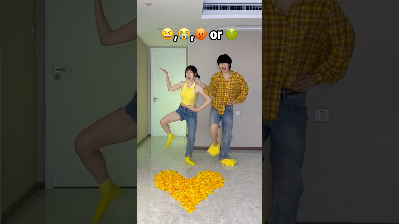 Fast 🆚 Slow dance — what mood are you in right now?#dance #funny #couple