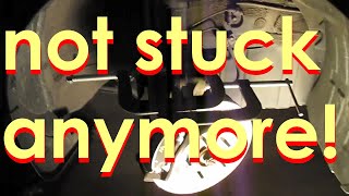 Brake Caliper Piston Stuck/Won't Compress? Try This (Hyundai Sonata front disc brake) - Jody Bruchon
