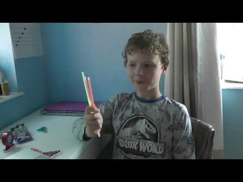 How glow stick work