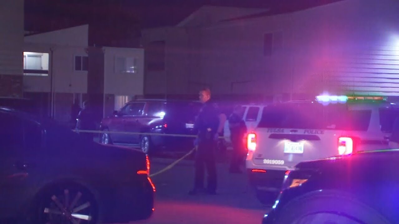 Tulsa Police Investigating Shooting At Apartment Complex - YouTube