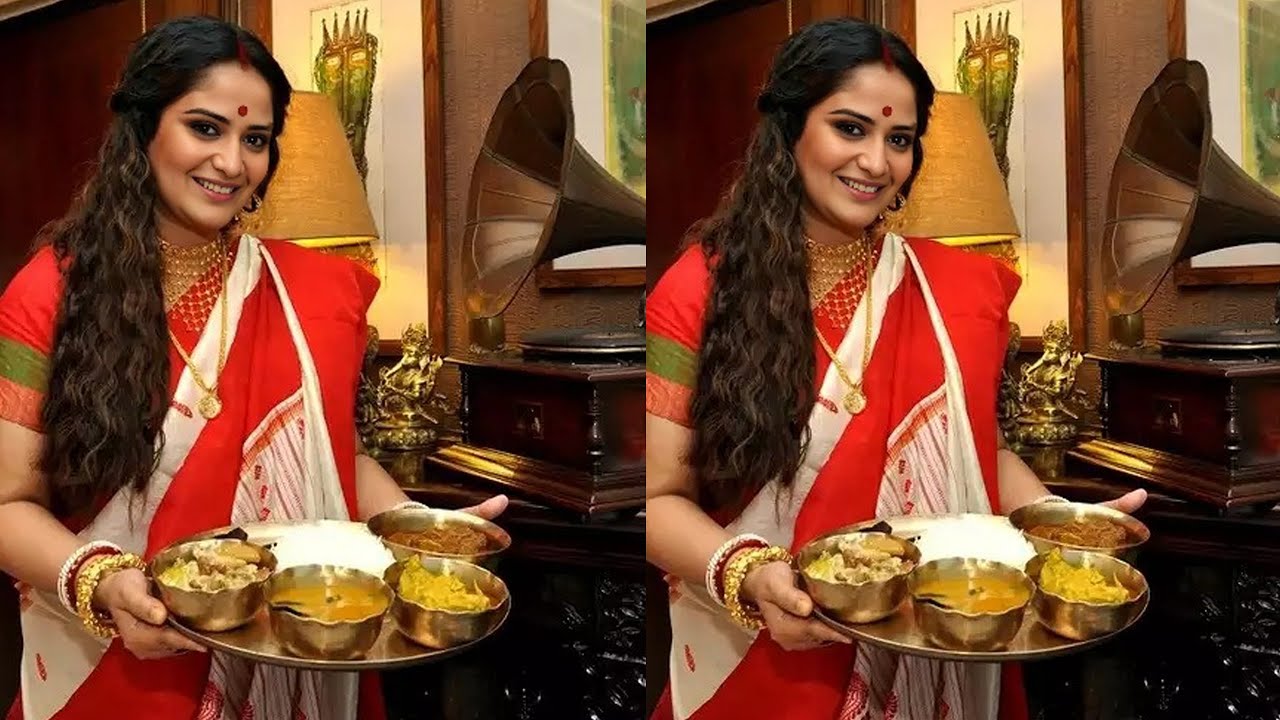 Arti Singh Cooks Matka Pulav For Hubby Dipak For Her Pehli Rasoi At Her arti-singh-cooks-matka-pulav-for-hubby-dipak-for-her-pehli-rasoi-at-her