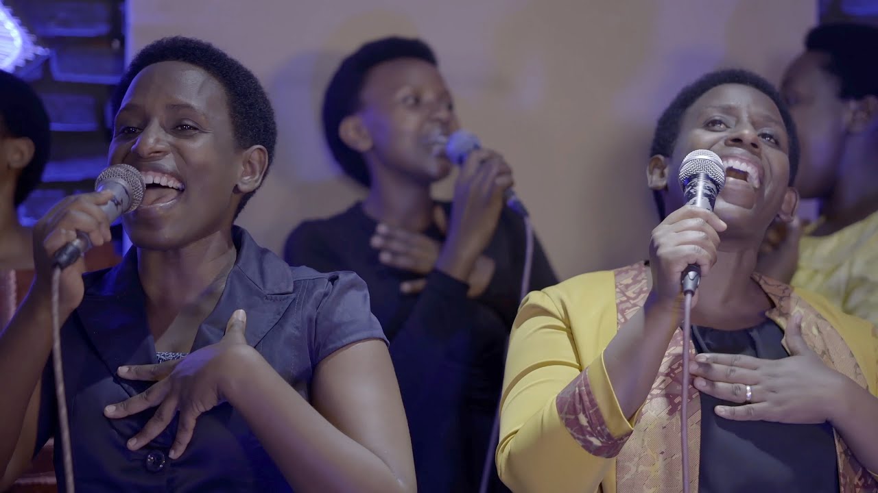 Tuzibagirwa Imibabaro by Rohi Choir Official video