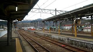 特急つがる号E751系　大鰐温泉駅到着