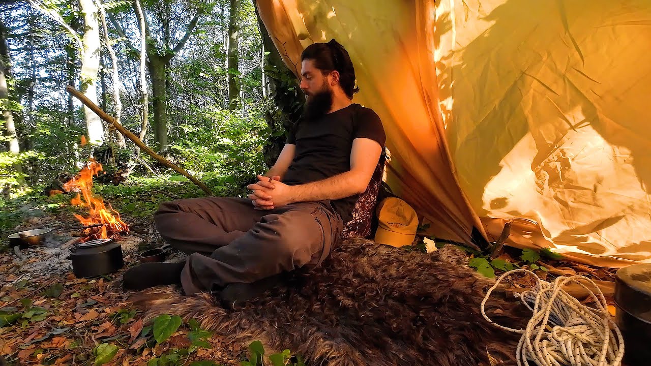 Одиночество в горах - Кемпинг без укрытия - Куриный хлеб - Народная песня - Резьба по дереву