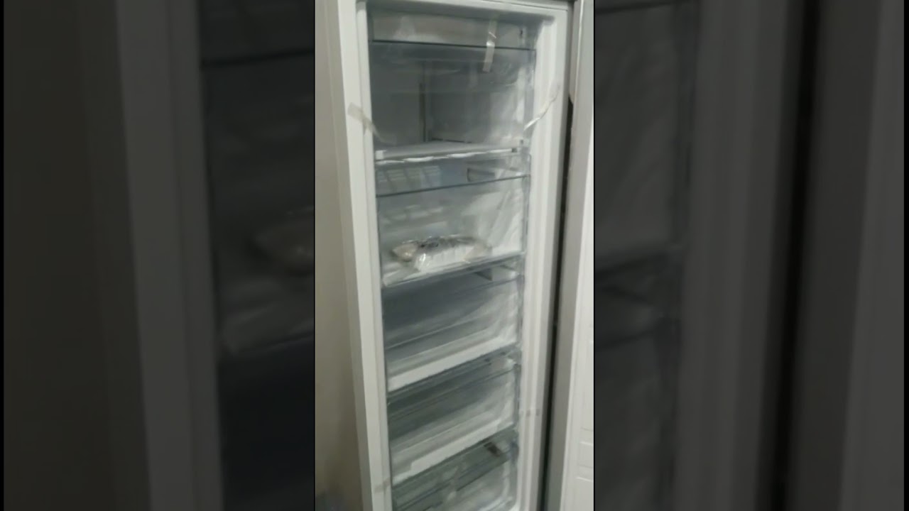 Upright Freezer Regular Size