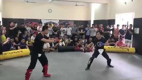 Côn Nhị Khúc với Đoản côn - Vũ khí nào thực chiến hơn???