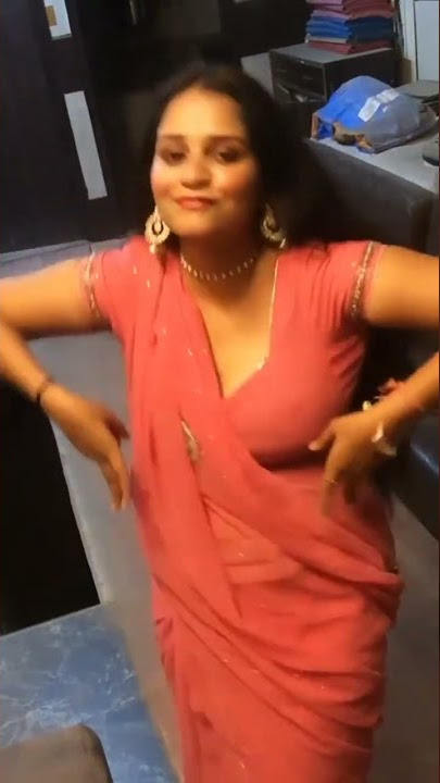 cute girl😍 extreme big boobs😜 navel show