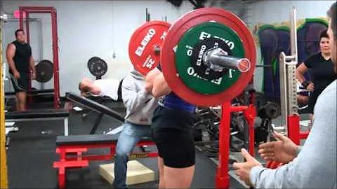 MOFO BARBELL - GENEVIEVE BRASSARD SQUAT 225 LBS RAW