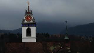 Aarauer Turmbläser musizieren mit den Glocken der ref. Stadtkirche