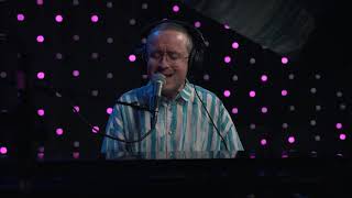 Hot Chip - Hungry Child (Live on KEXP)
