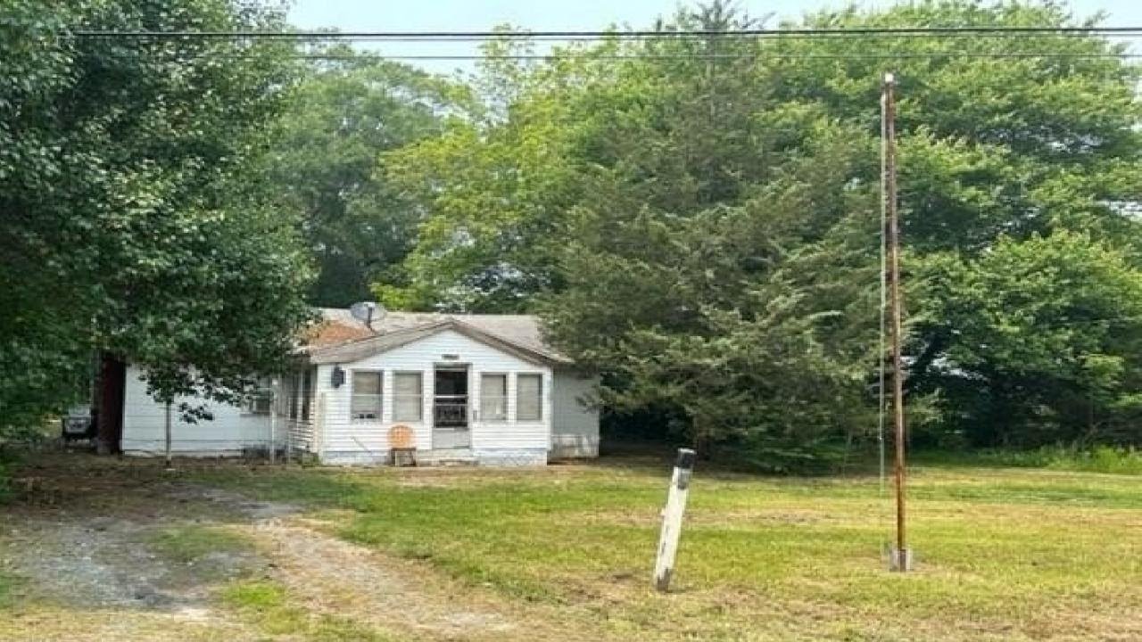 6019 Occohannock Neck Road, Exmore, VA Presented by Carlyn Lowery.