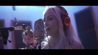 Anneli Snow - Save me Kill me (Official Music Video)