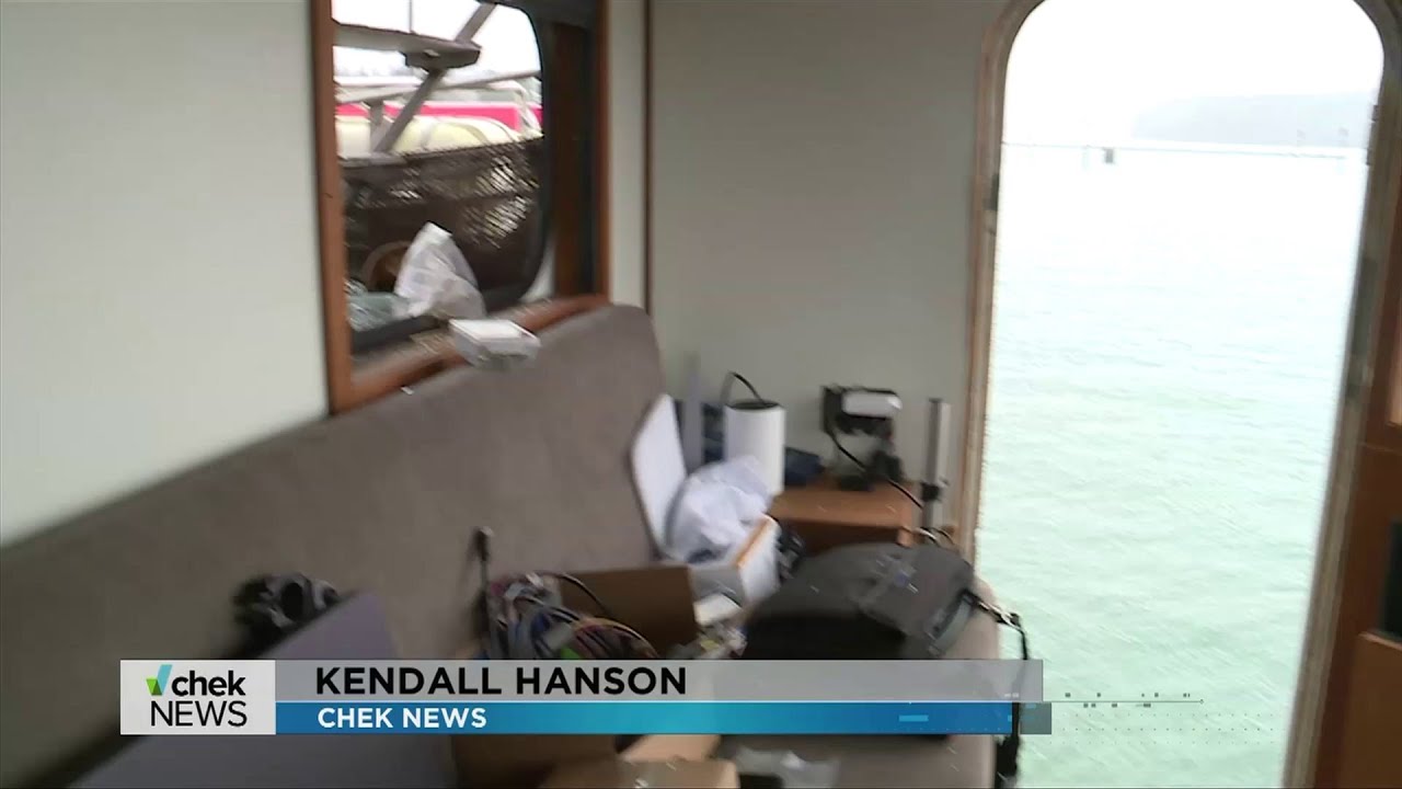 Nanaimo RCMP arrest man after tugboat standoff near downtown