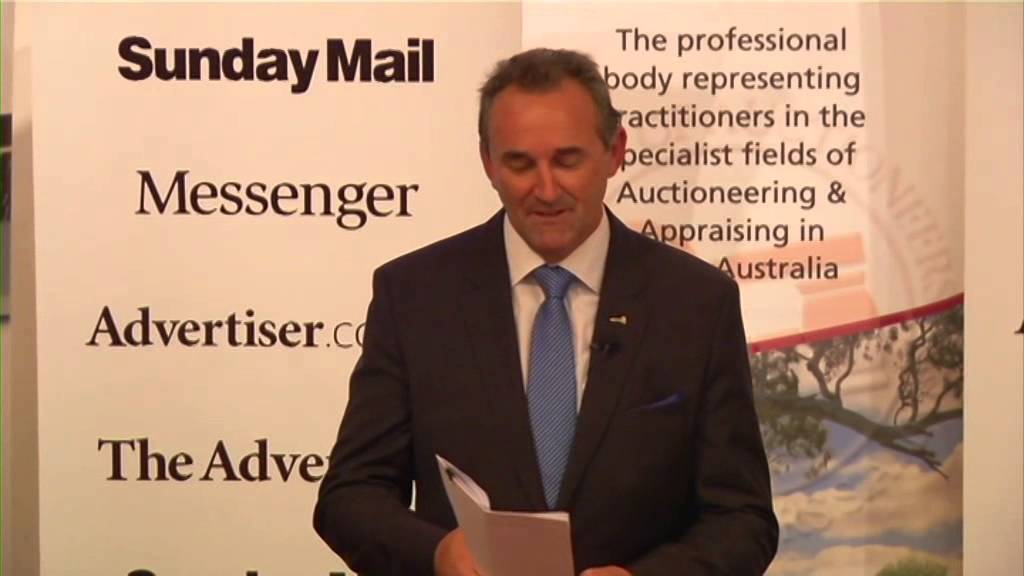 Golden Gavel 2014 - Lindsay Warner