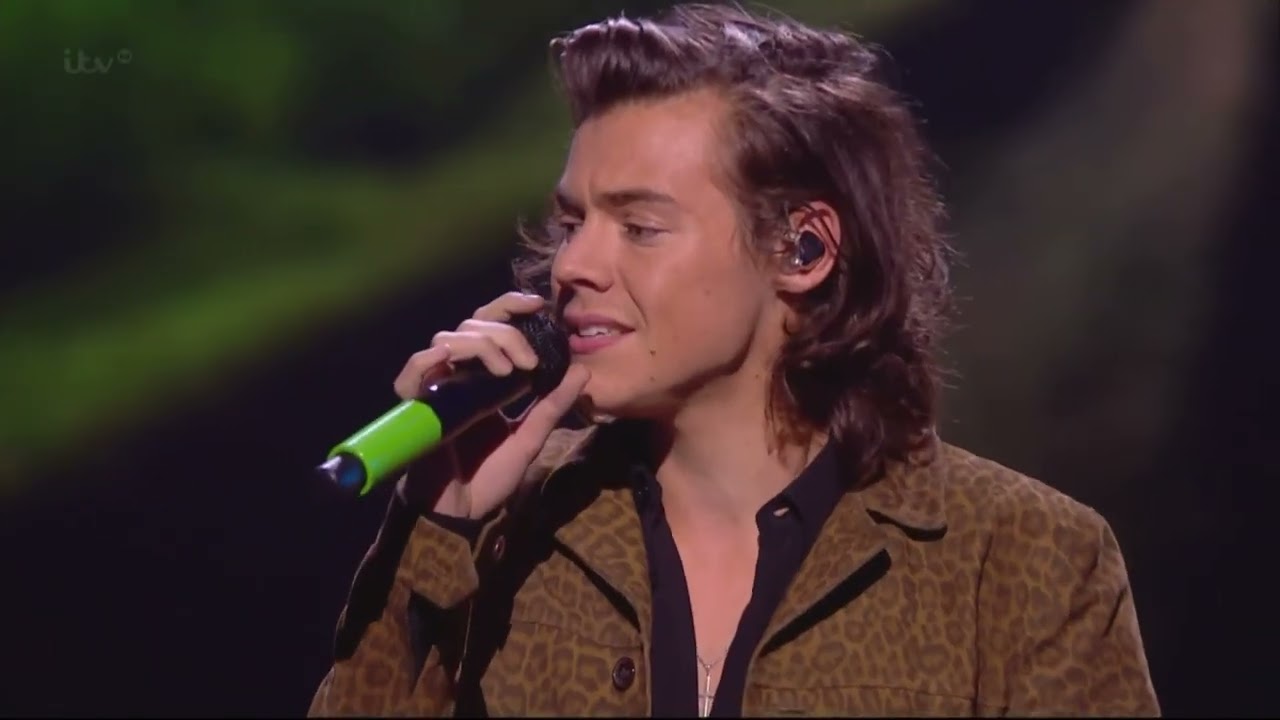 One Direction - Night Changes @The Royal Variety Performance 2014