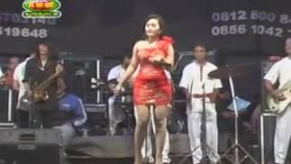 Download Lagu Familys Group ~Jalan Berduri - Dewi Anzalika~ MP3 Download Lagu Familys Group ~Jalan Berduri - Dewi Anzalika~ MP3