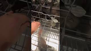 Bulaşık Makinesindeki Alt Sepetler Neden Farklı ?? Hangisi Kullanış İçin Daha İyidir ??