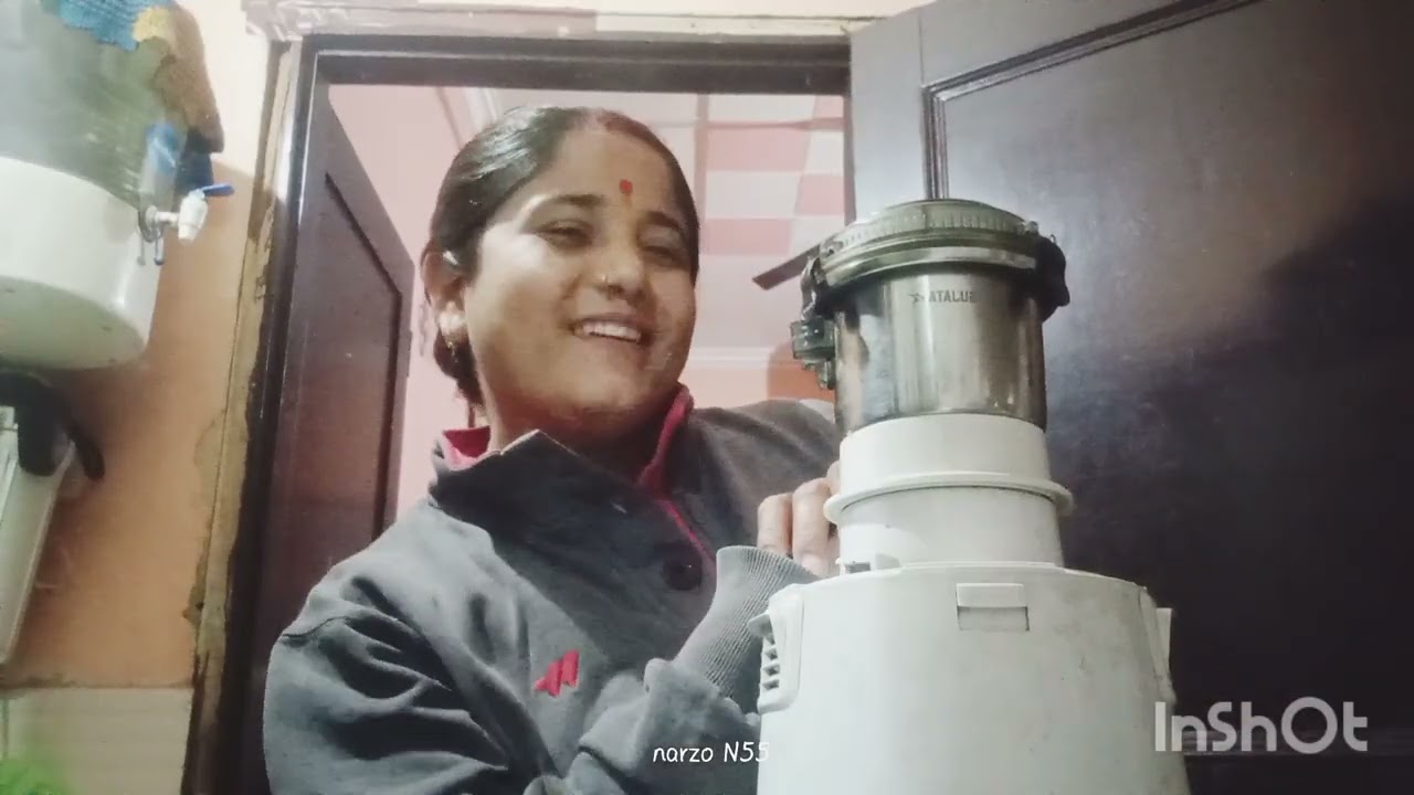 काम करते करते प्यारा सा भजन गया  ||  kavirajnegivlogs