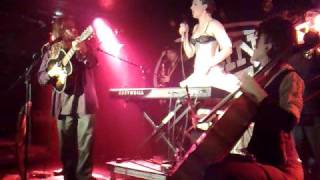Amanda Palmer - Living on a Prayer (Live @ King Tut's)