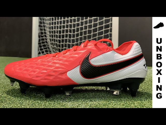 Nike Tiempo Legend 8 Elite SG-PRO Anti-Clog Future Lab - YouTube