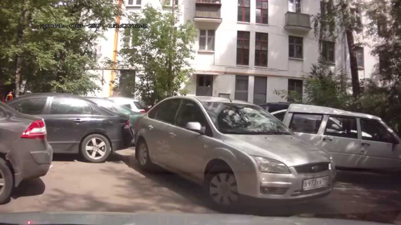 Поцарапал арендованную машину