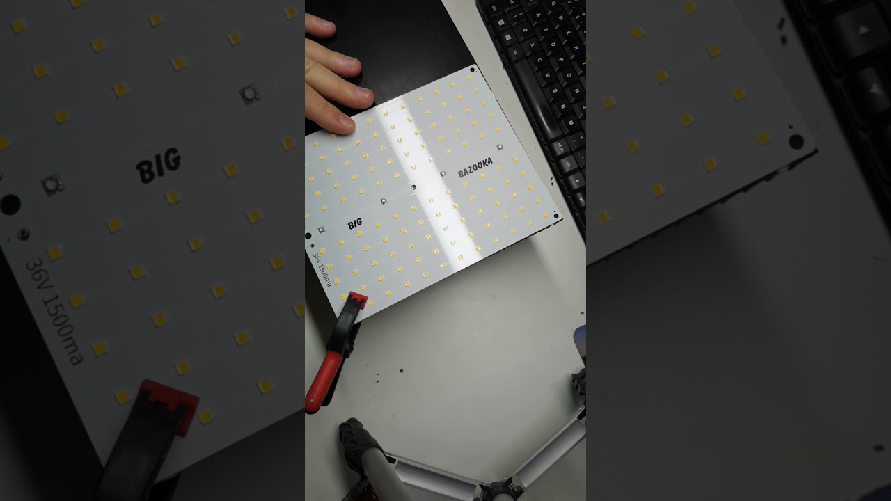 Fixar a Quantum Board com cola térmica ou pasta térmica
