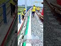 鉄道電化の驚異的な規模：1,000ポンド（約450kg）のケーブルリールが実際に稼働する様子：現代の高速鉄道に巨大な電力ケーブルを敷設する方法