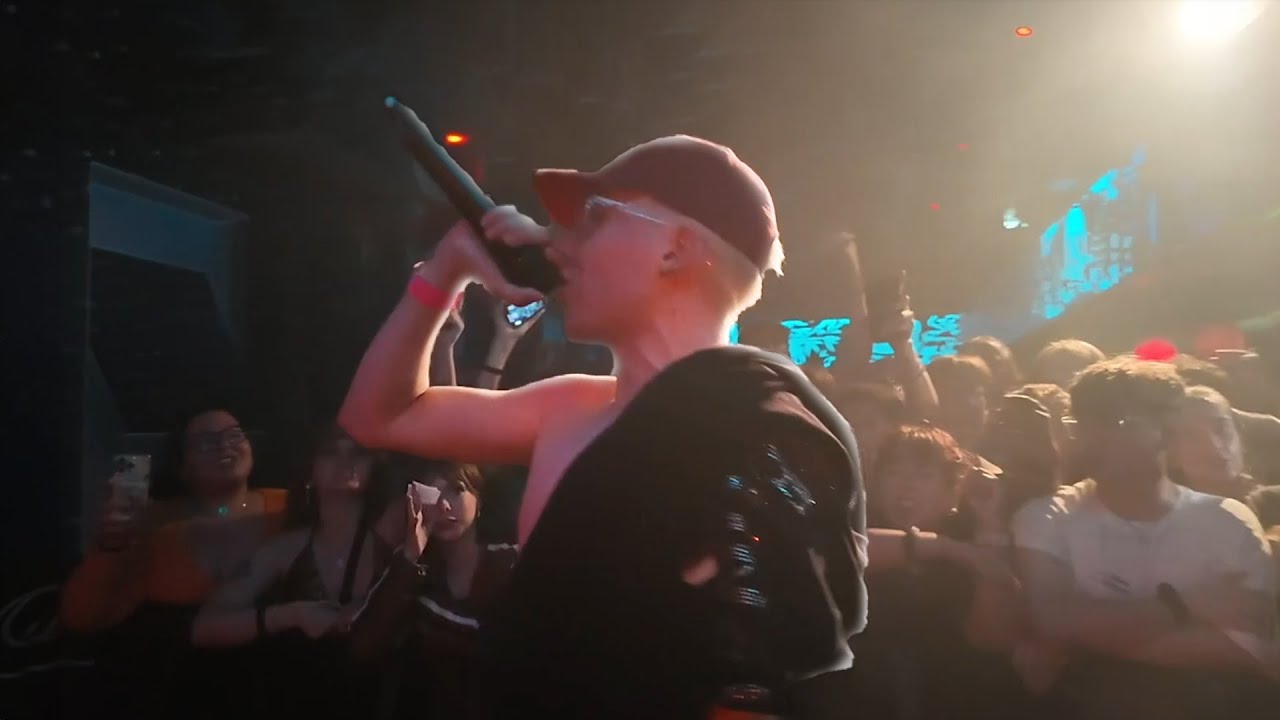 Wer hätte gedacht, das die ERSTE CLUBSHOW so Eskaliert...