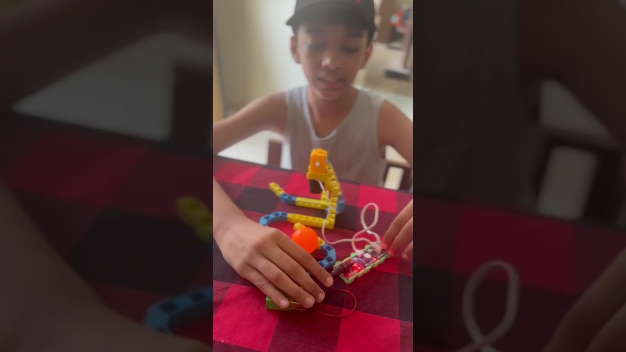 11-Year-Old Harditt Builds His FIRST ROBOT from Scratch | Harditt's Life 