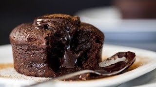 Chocolate Cupcakes | كب كيك شكلاتة | سهل جدا | شيف شاهين