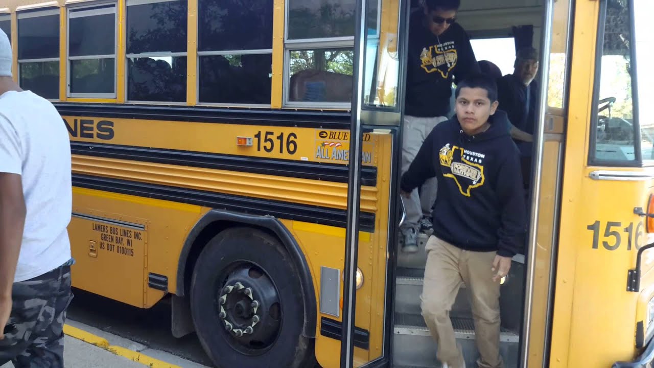Oshkosh Bus To Stores 2014FFIC YouTube oshkosh-bus-to-stores-2014ffic-youtube